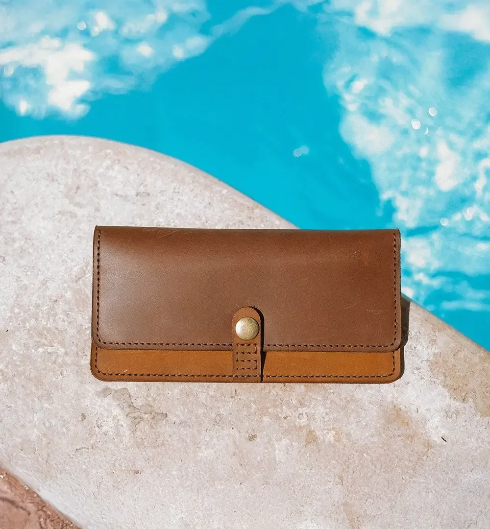 Brown x Havane Cowhide Leather Wallet.