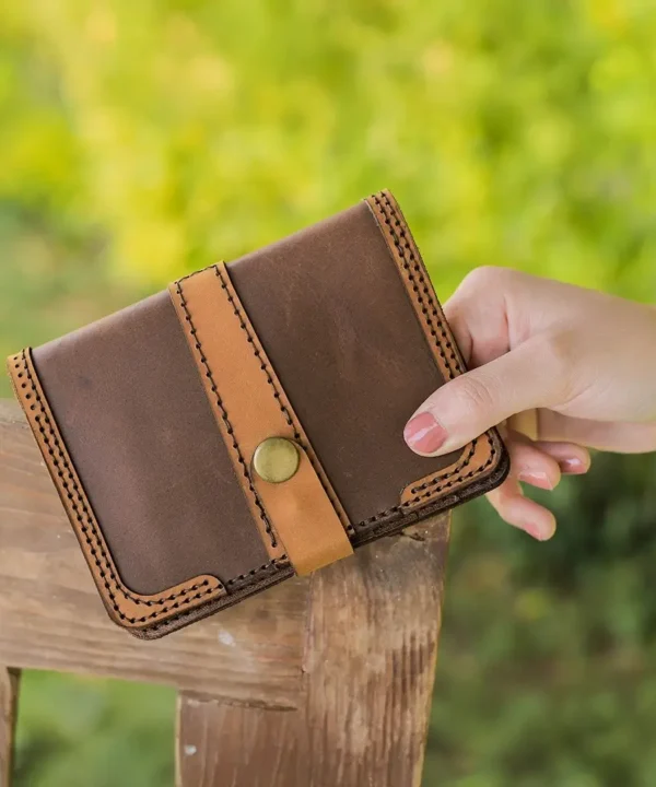 Brown x Havane Cowhide Leather Unisex Wallet.