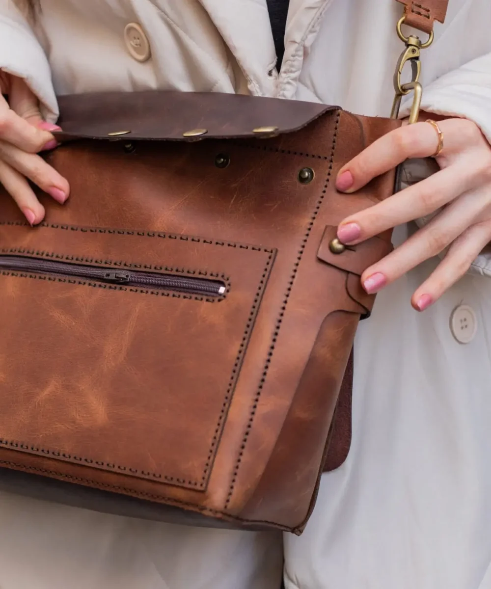 2X1 Havane x Brown Crossbody Bag - Image 3