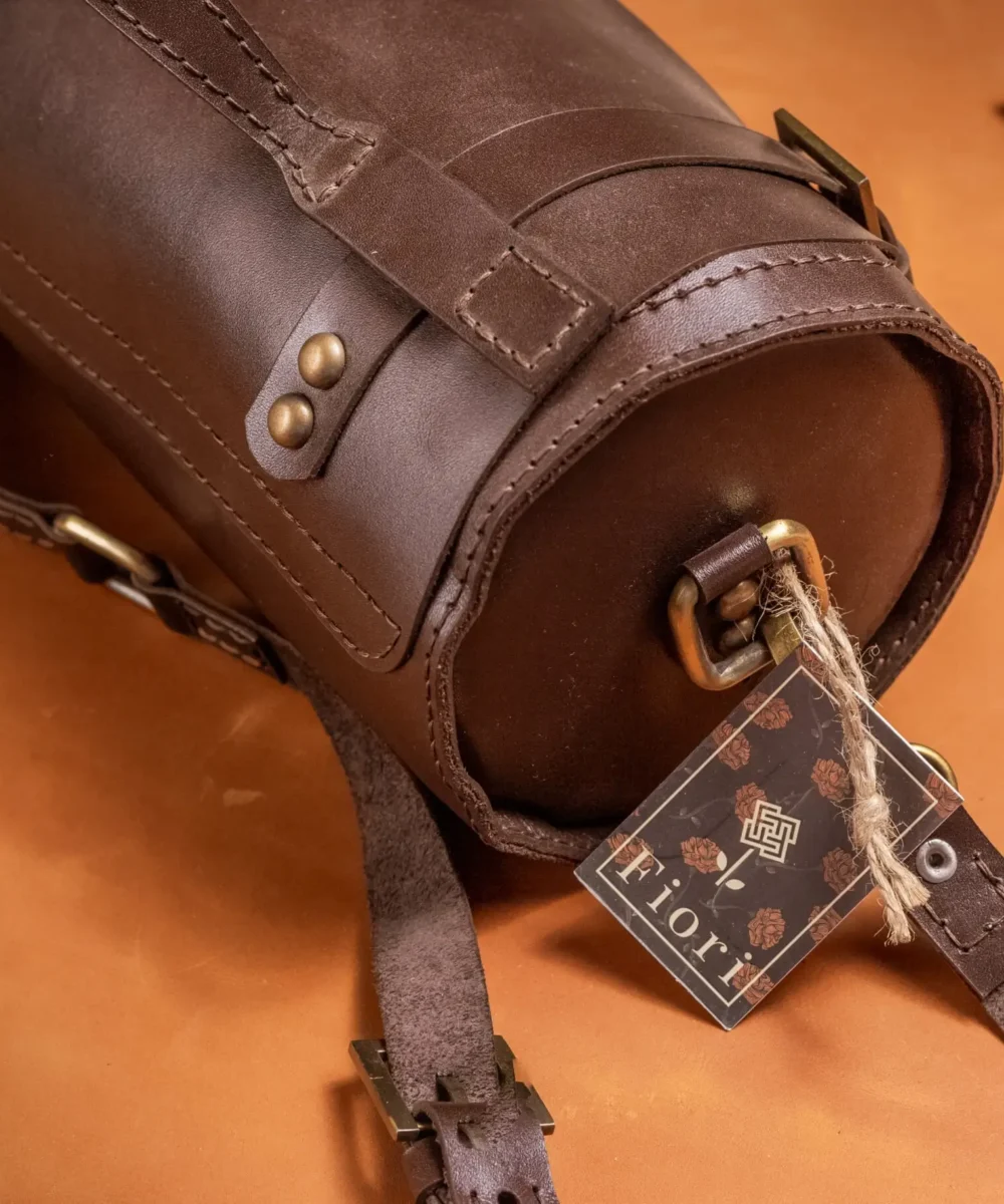 Brown Cowhide Leather Crossbody bag - Image 4