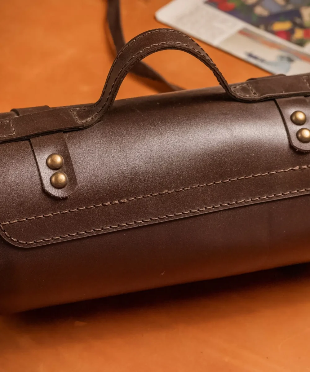 Brown Cowhide Leather Crossbody bag - Image 5