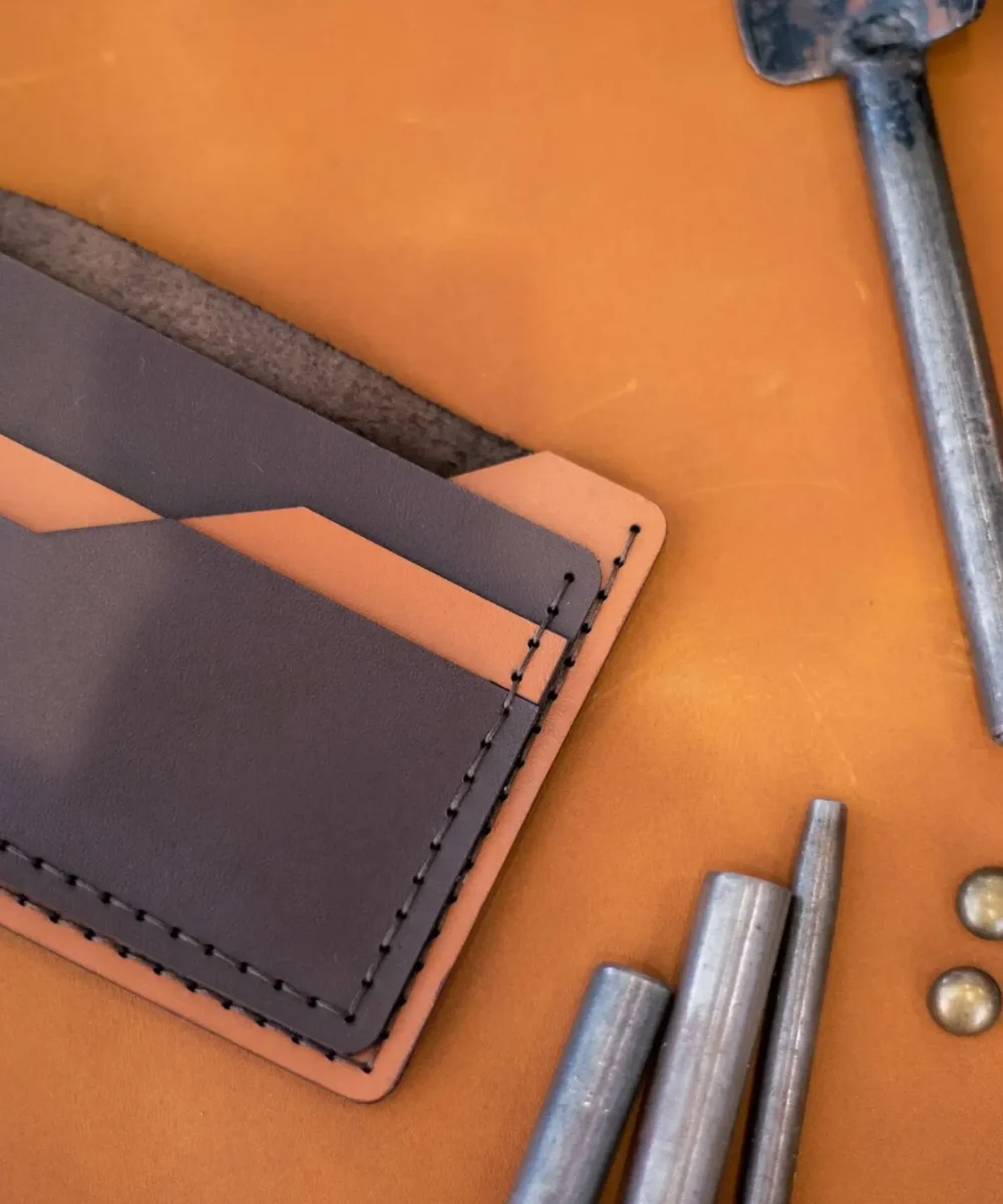 Brown Cowhide Leather Pharaonic Design Men Wallet. - Image 3