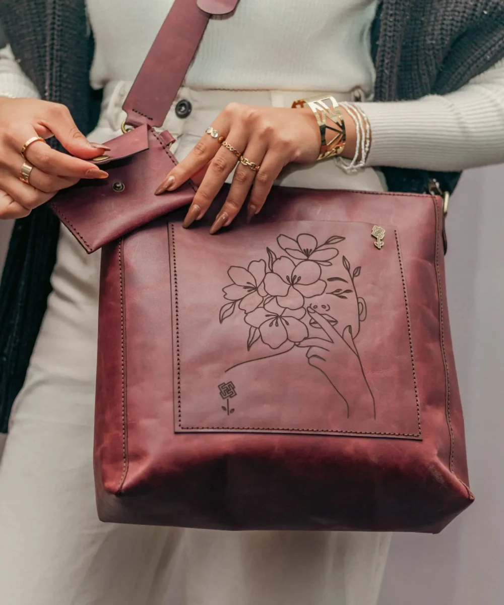 Burgundy Cowhide Leather Crossbody Bag with mini Wallet - Image 2