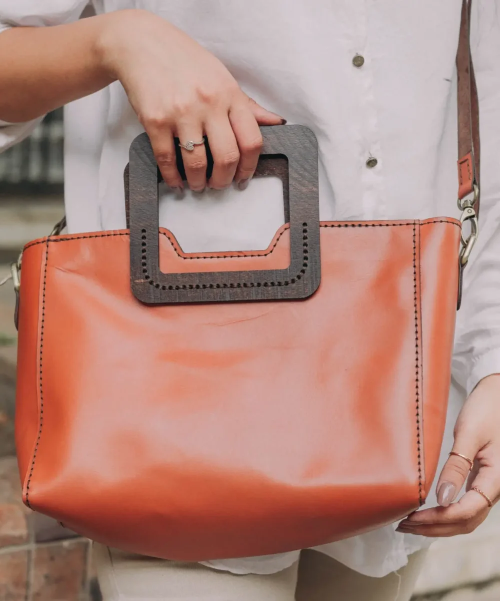 Havane Cowhide Leather Hand & Shoulder Bag - Image 2