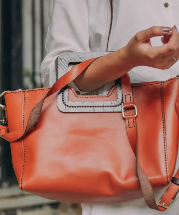 Havane Cowhide Leather Hand & Shoulder Bag