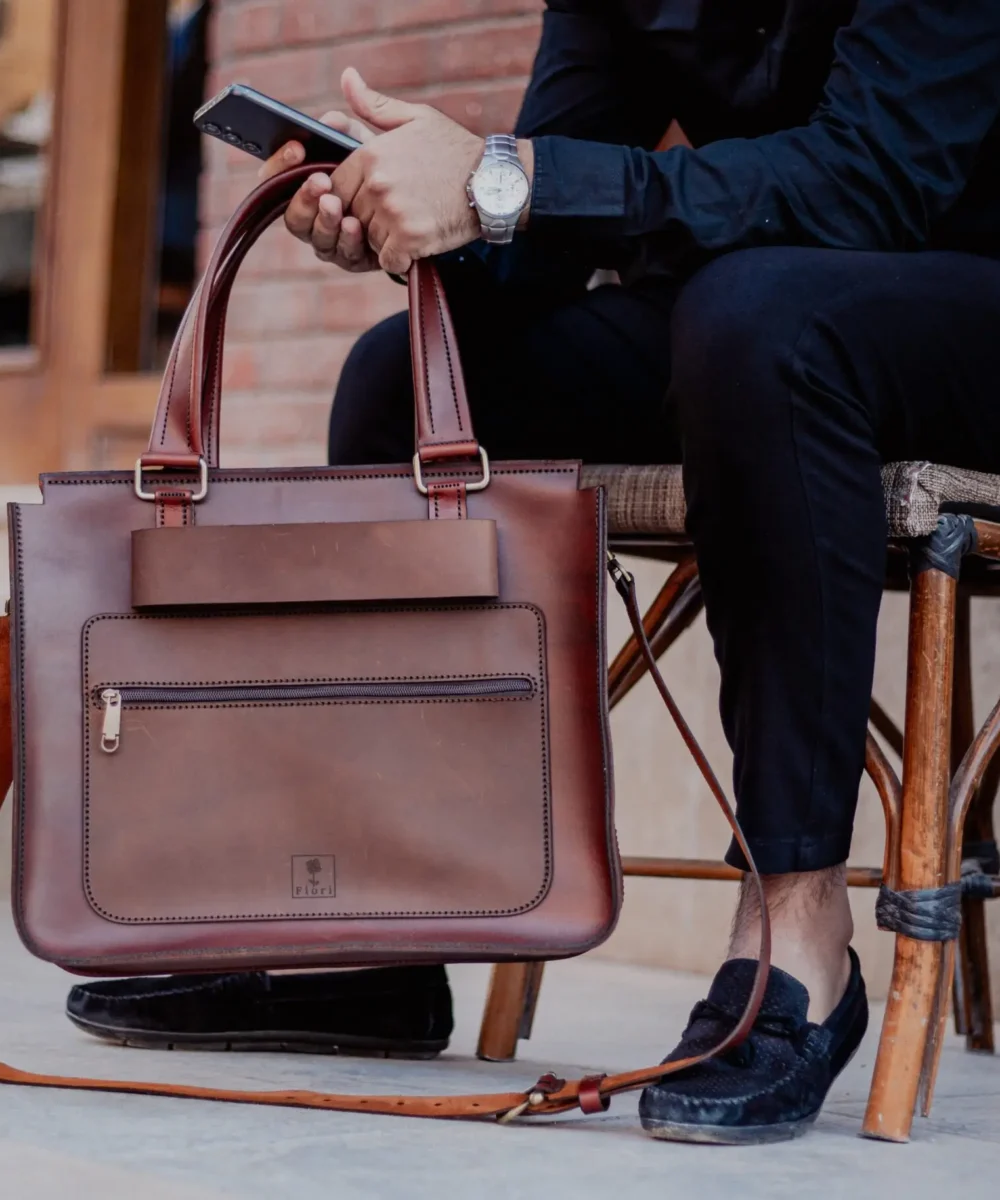 Brown Cowhide Leather 15.6 inches Labtop Bag