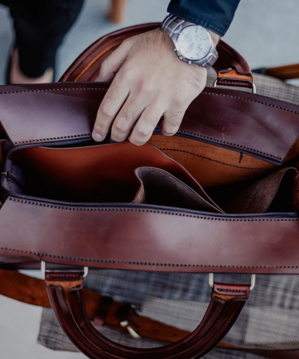 Brown Cowhide Leather 15.6 inches Labtop Bag - Image 5