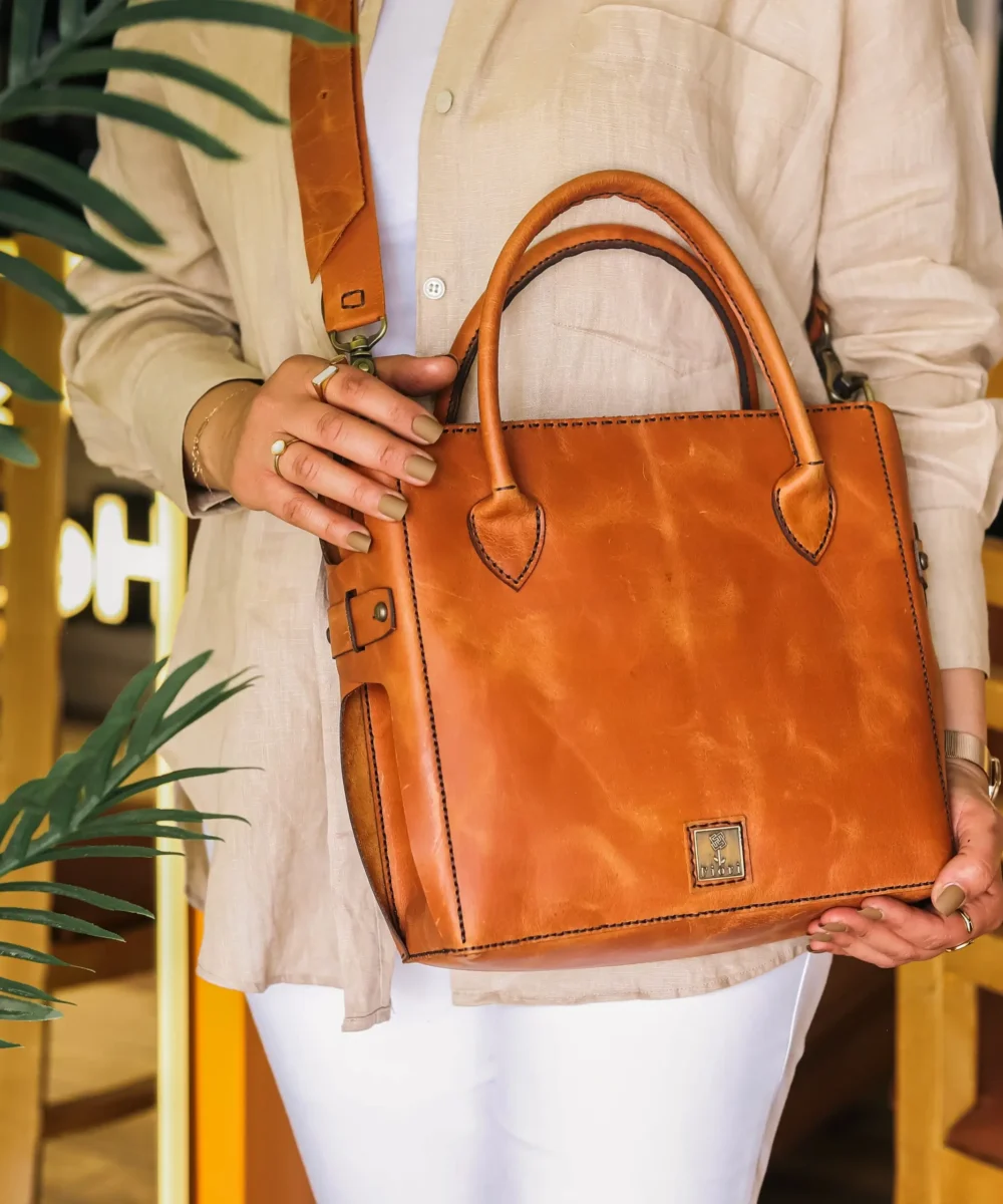 Havane Cowhide Leather Hand & Shoulder Bag