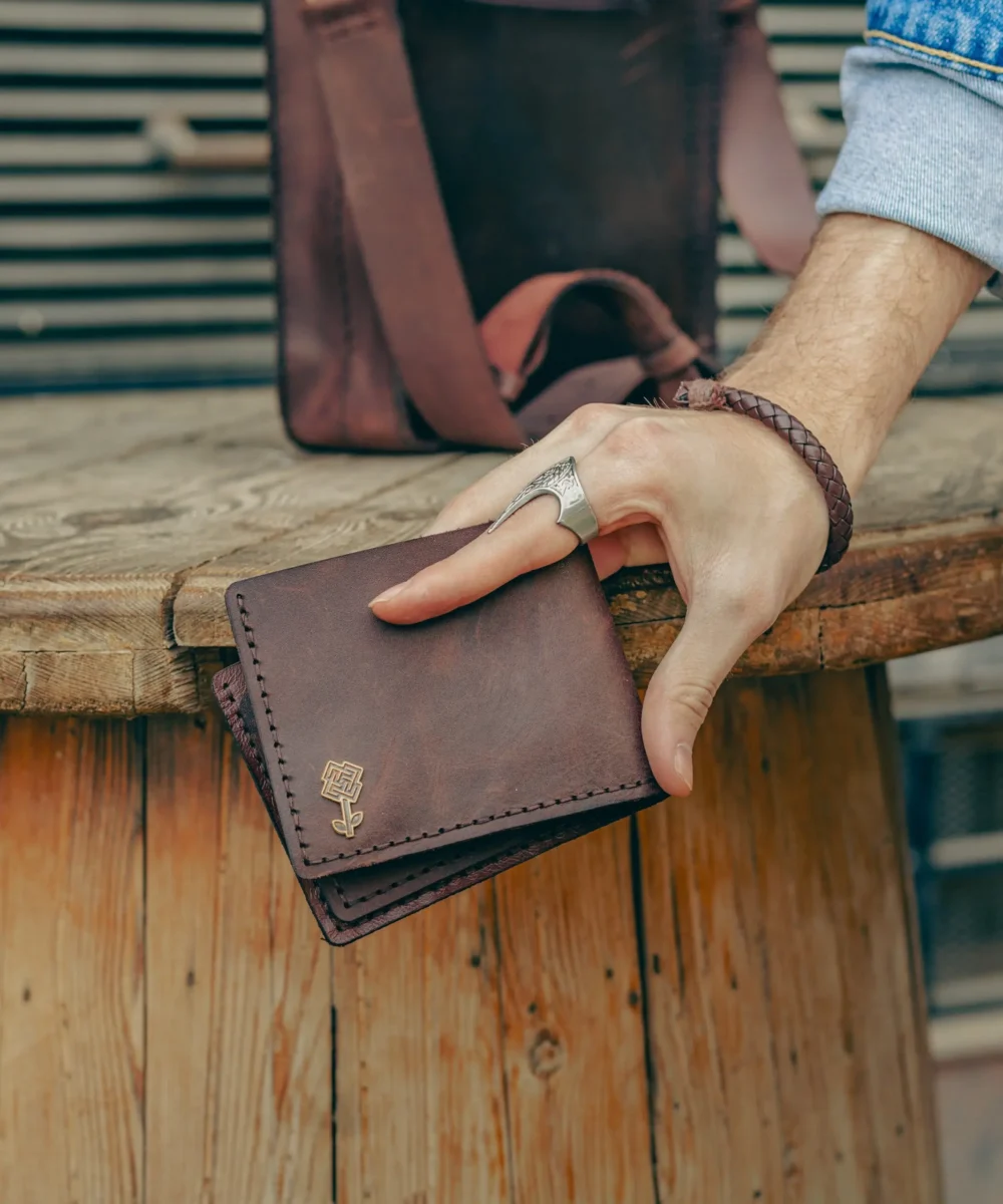 Brown Cowhide Leather Men Wallet - Image 3