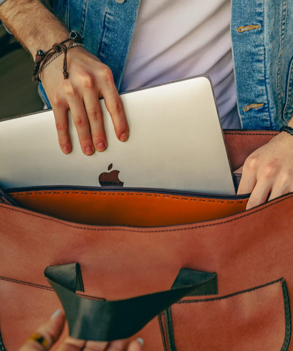 Havane x green Cowhide Leather 15.6 inches Labtop Bag