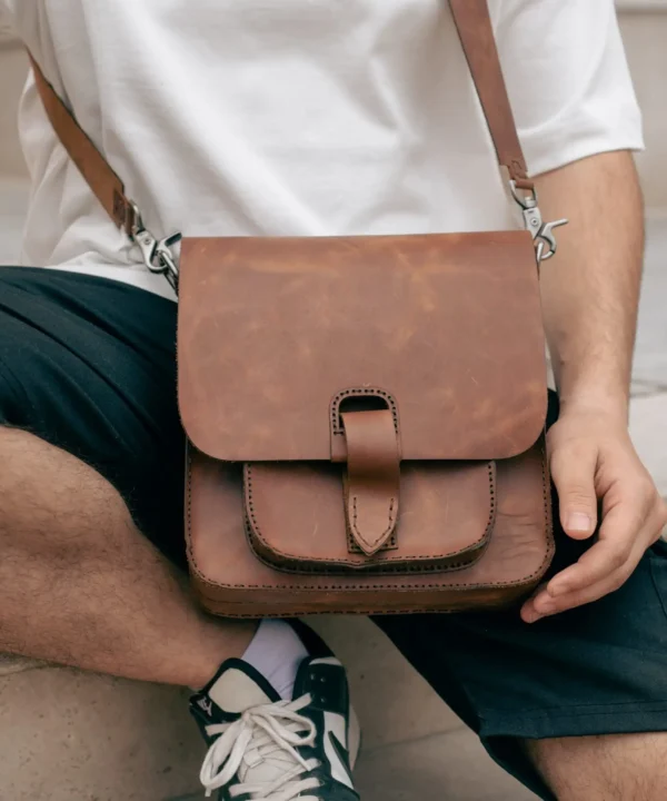 Brown Cowhide Leather Men Crossbody Bag