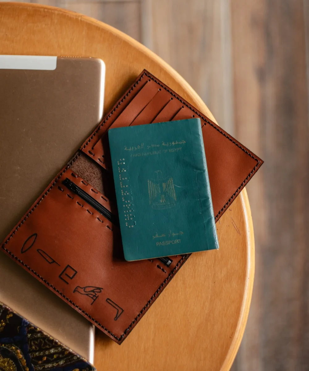 Havane Cowhide Leather Passport Case - Image 3
