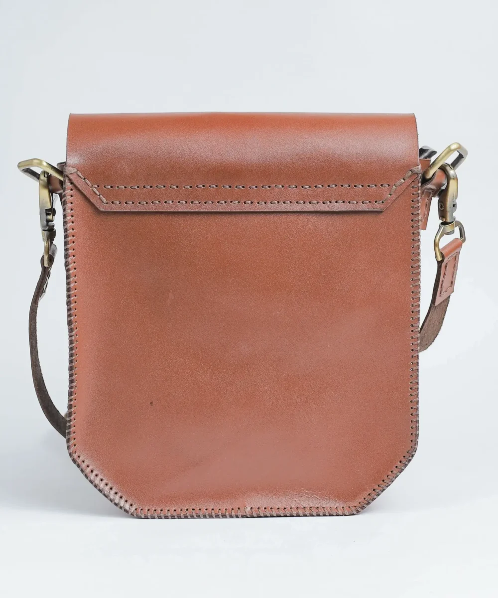 Leaf-Design Flap Crossbody Bag , Havane Cowhide Leather - Image 2
