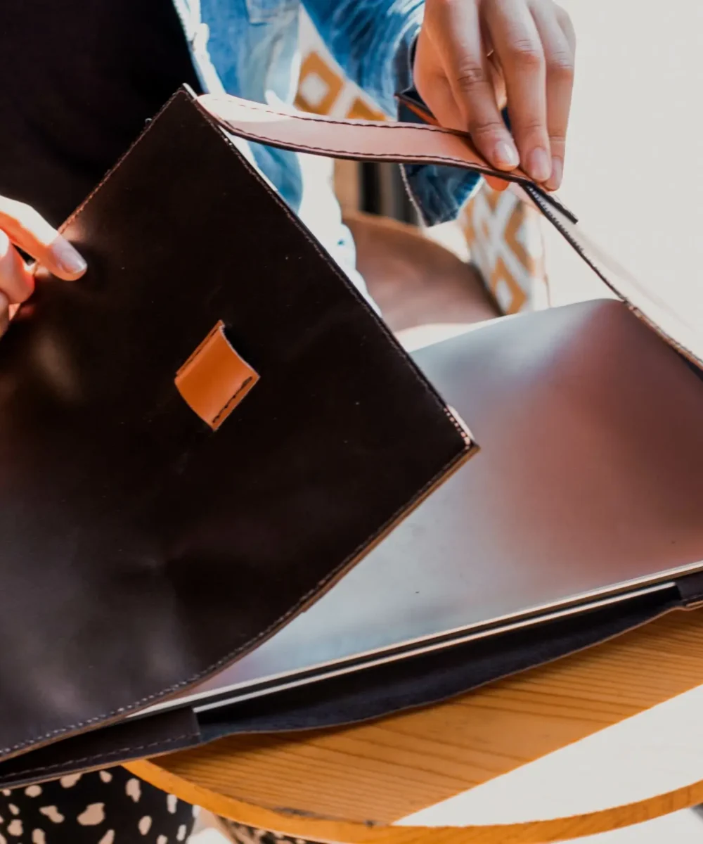 Brown x Havana Cowhide Leather Unisex 15.6 inch Labtop Sleeve