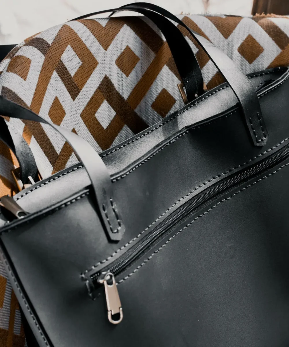 Black Cowhide Leather Tote Bag - Image 2