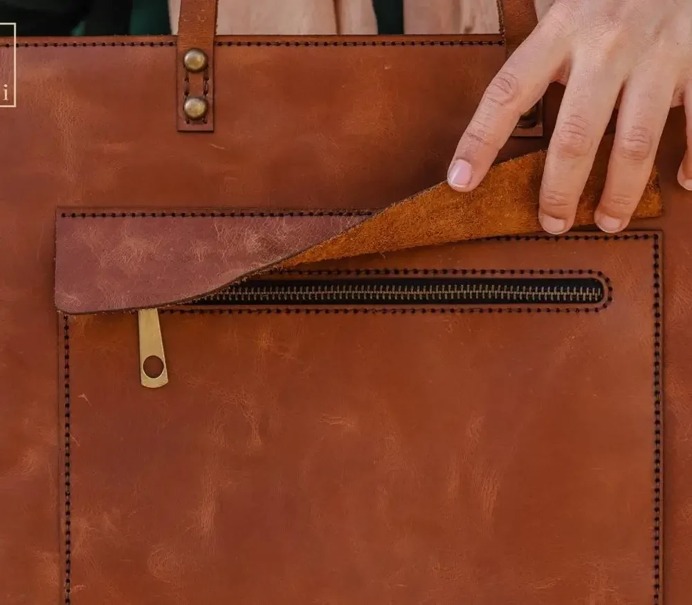 Havane Cowhide Leather Tote Bag - Image 3