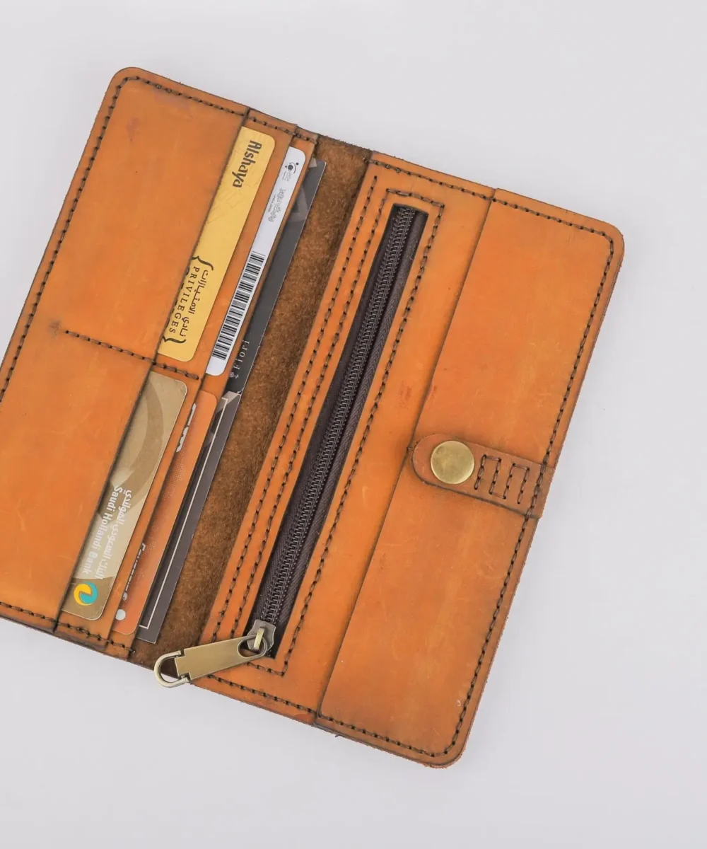 Brown x Havane Cowhide Leather Wallet. - Image 4
