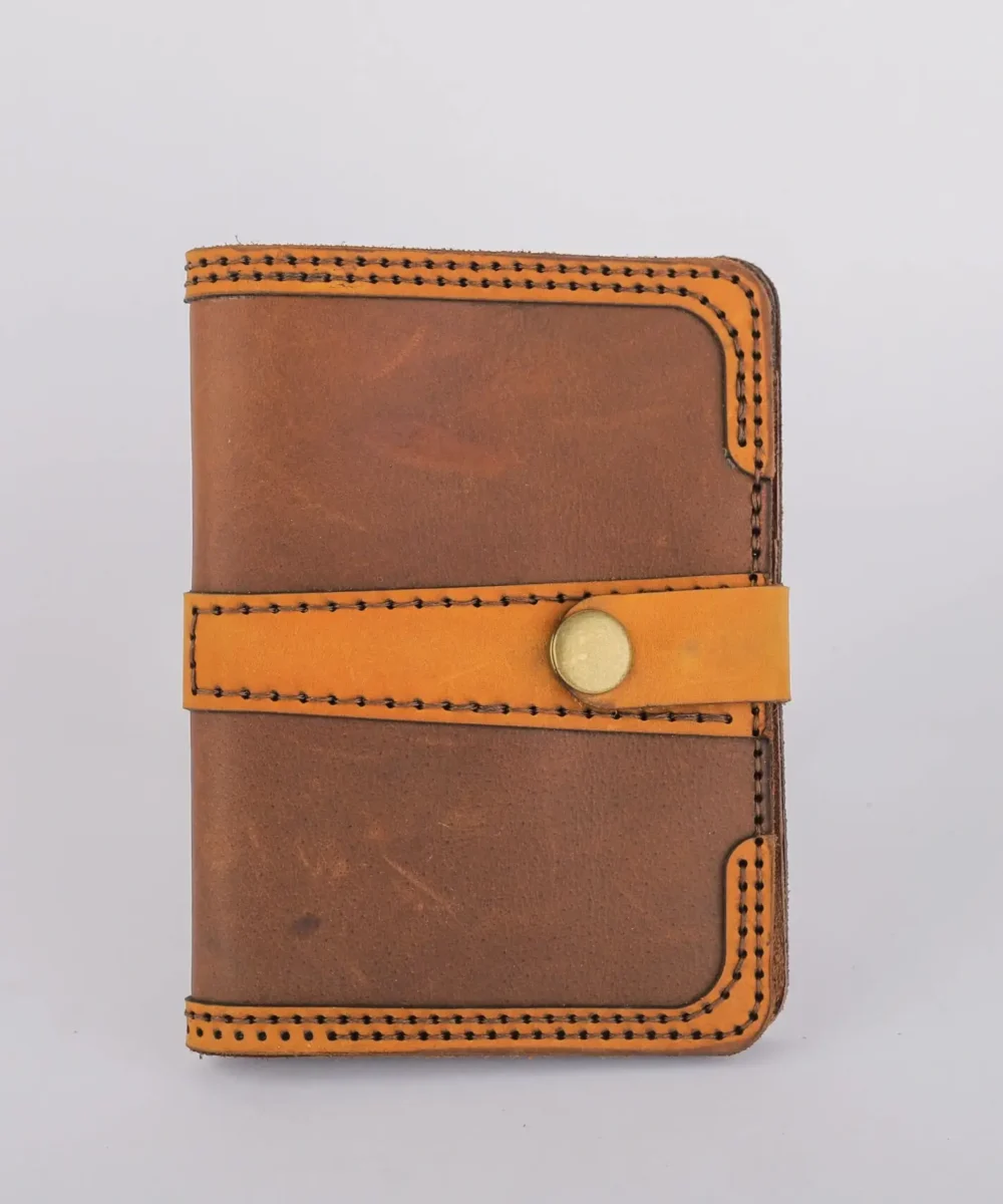 Brown x Havane Cowhide Leather Unisex Wallet.
