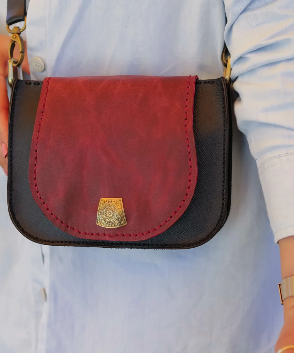 Black x Burgundy Cowhide Leather Crossbody Bag - Image 3