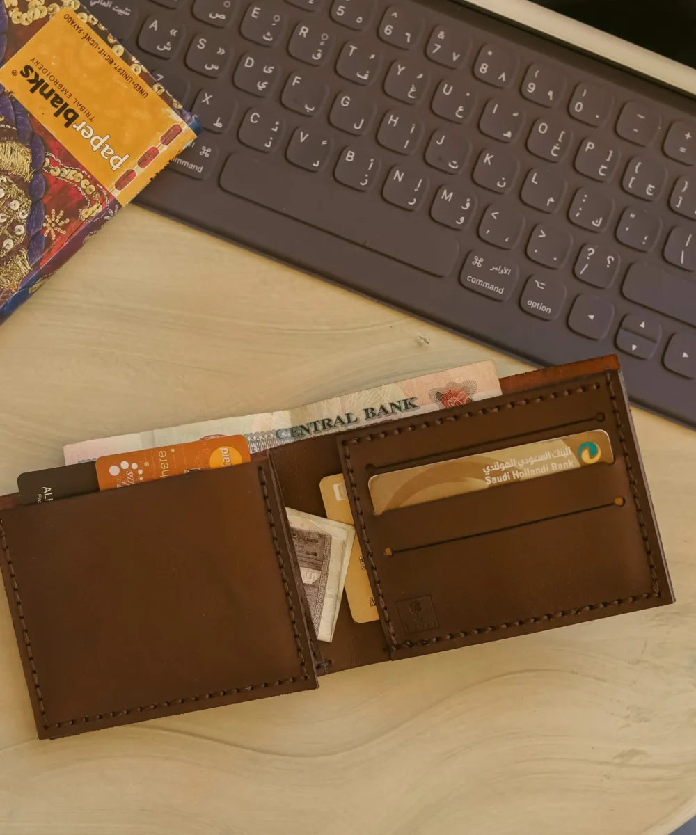 Brown Cowhide Leather Men Wallet - Image 4