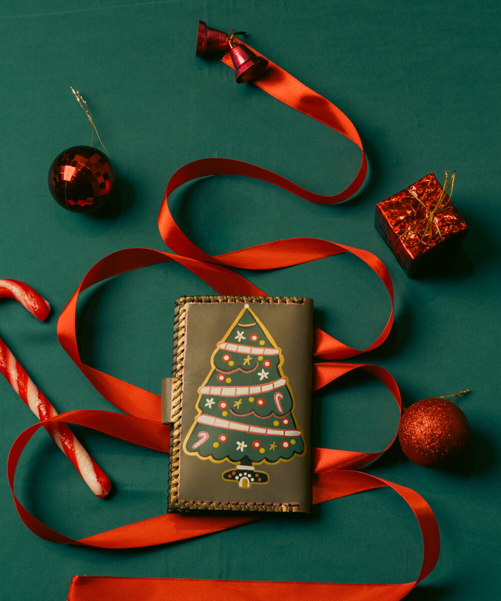 Olive Christmas Cowhide Leather Wallet