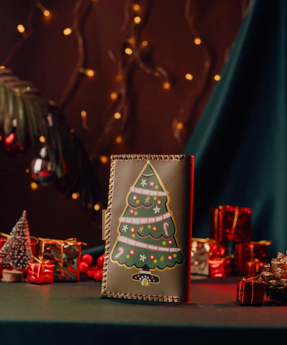 Olive Christmas Cowhide Leather Wallet - Image 4